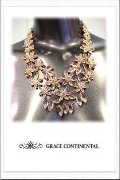 GRACE　 CONTINENTAL（グレースコンチネンタル）/フラワービジューﾈｯｸﾚｽNC/12391059/29/ｺﾞｰﾙﾄﾞ【送料無料】 画像